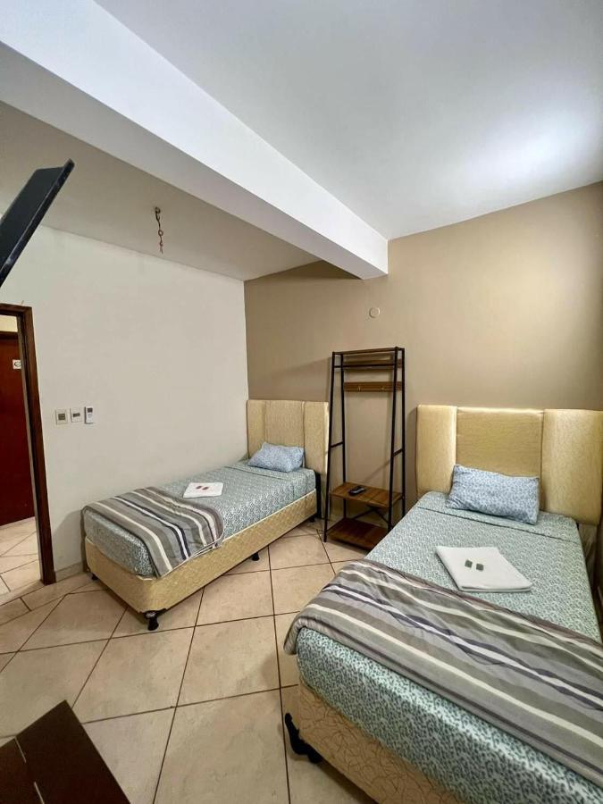 Hotel Catedral Ciudad del Este Exteriör bild