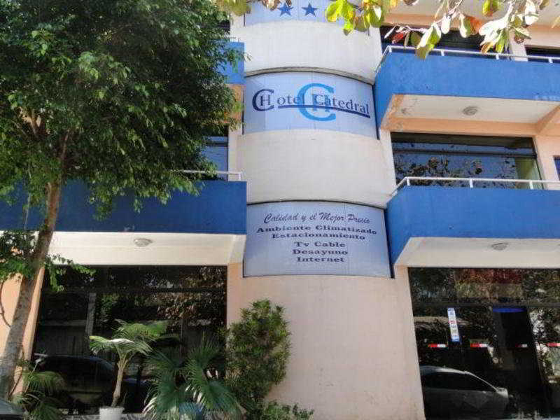 Hotel Catedral Ciudad del Este Exteriör bild